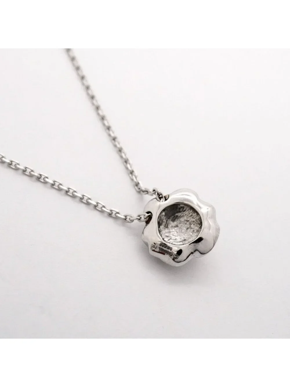 CHANEL necklace camellia